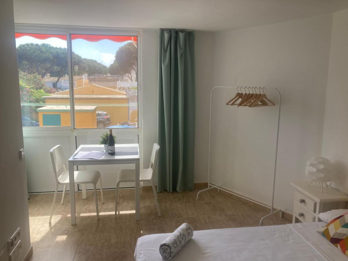 Cozy Studio Near The Beach Ситио-де-Калаонда Экстерьер фото